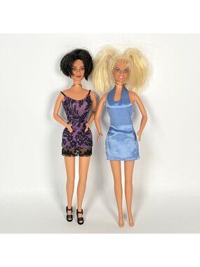 1997 Spice Girls on Tour Dolls Baby Spice & Posh Spice Victoria Beckham